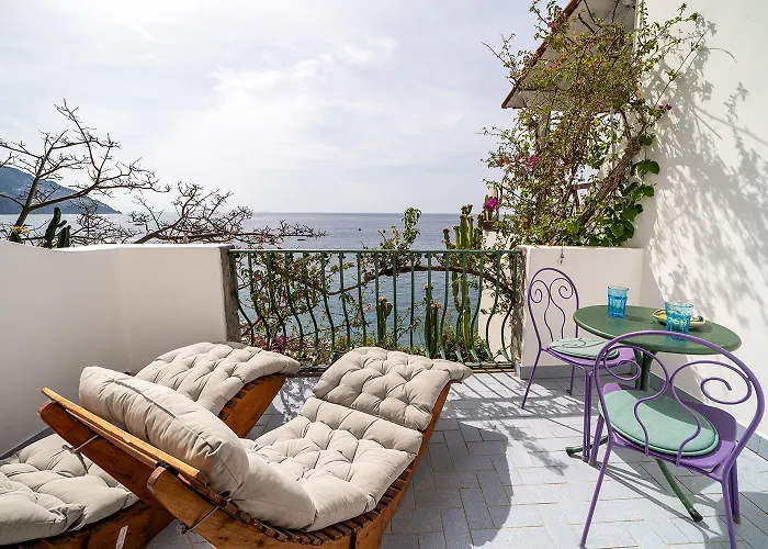 Affittacamere La Dolce A Boutique 4*