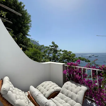 Guest house La Dolce A Boutique 2*