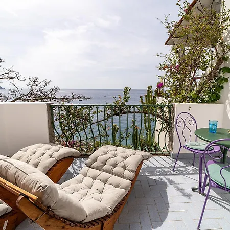게스트하우스 La Dolce A Boutique 4*