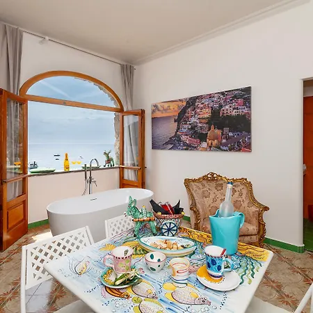 Guest house La Dolce A Boutique 4*