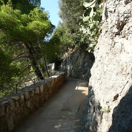 Affittacamere La Dolce A Boutique 4*