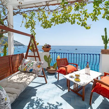 Konukevi La Dolce A Boutique